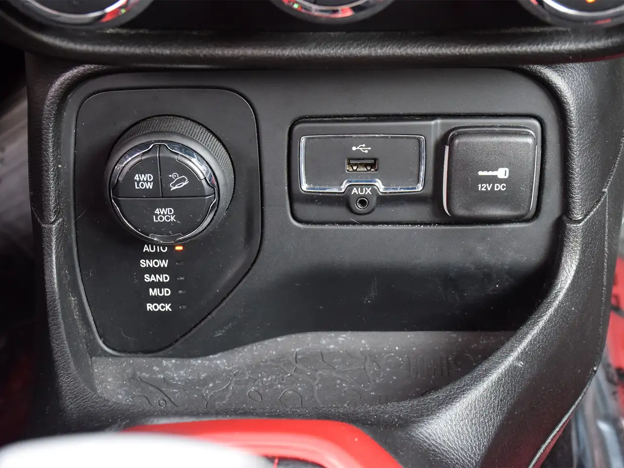 Jeep Renegade снимка Jeep Renegade