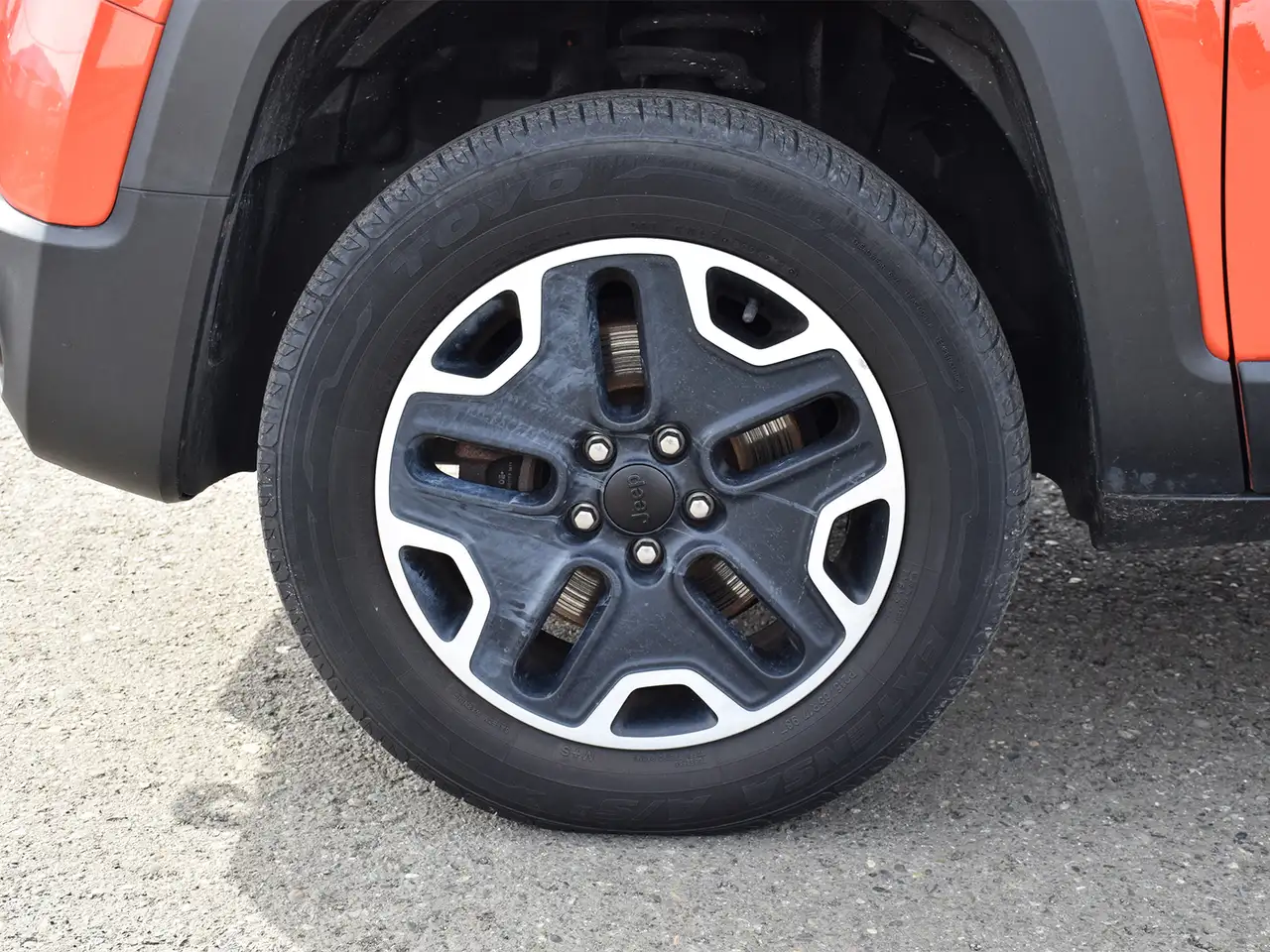 Jeep Renegade снимка Jeep Renegade