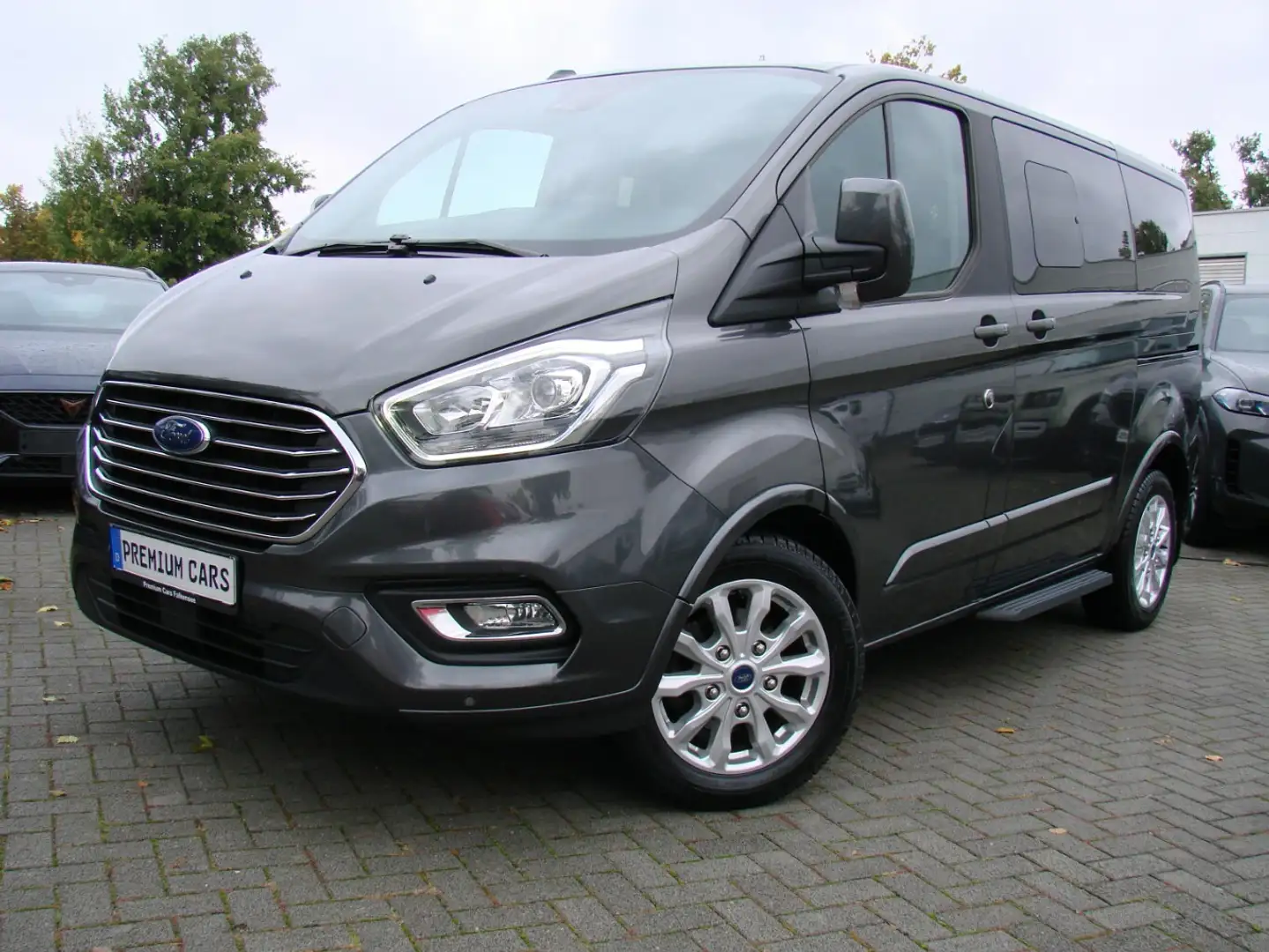 Ford Tourneo Custom 2,0 EcoBlue J Tempomat Spurh Bliss 7 Sitzer Gris - 2