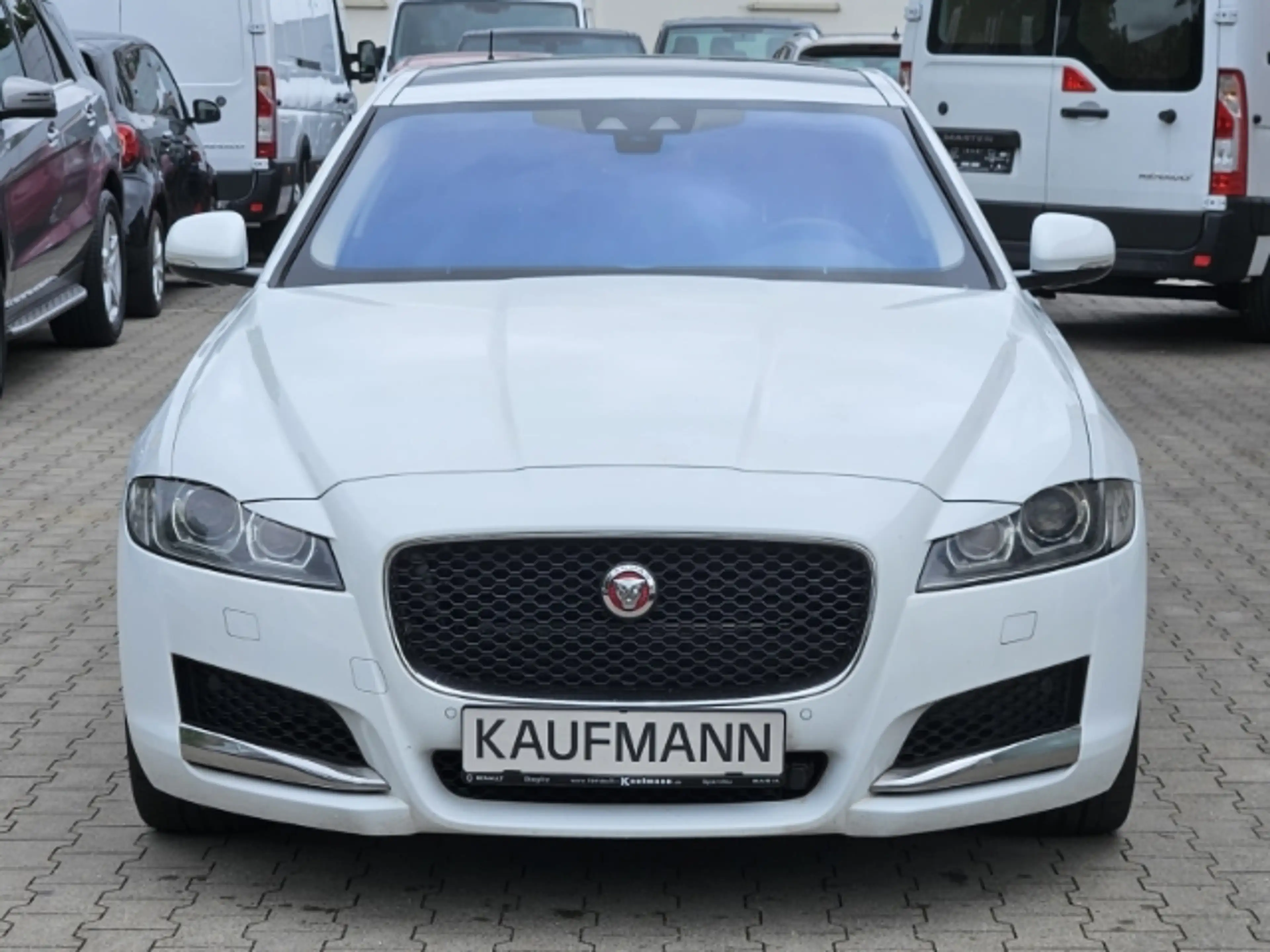 Jaguar XF AWD Automatik — photo 2