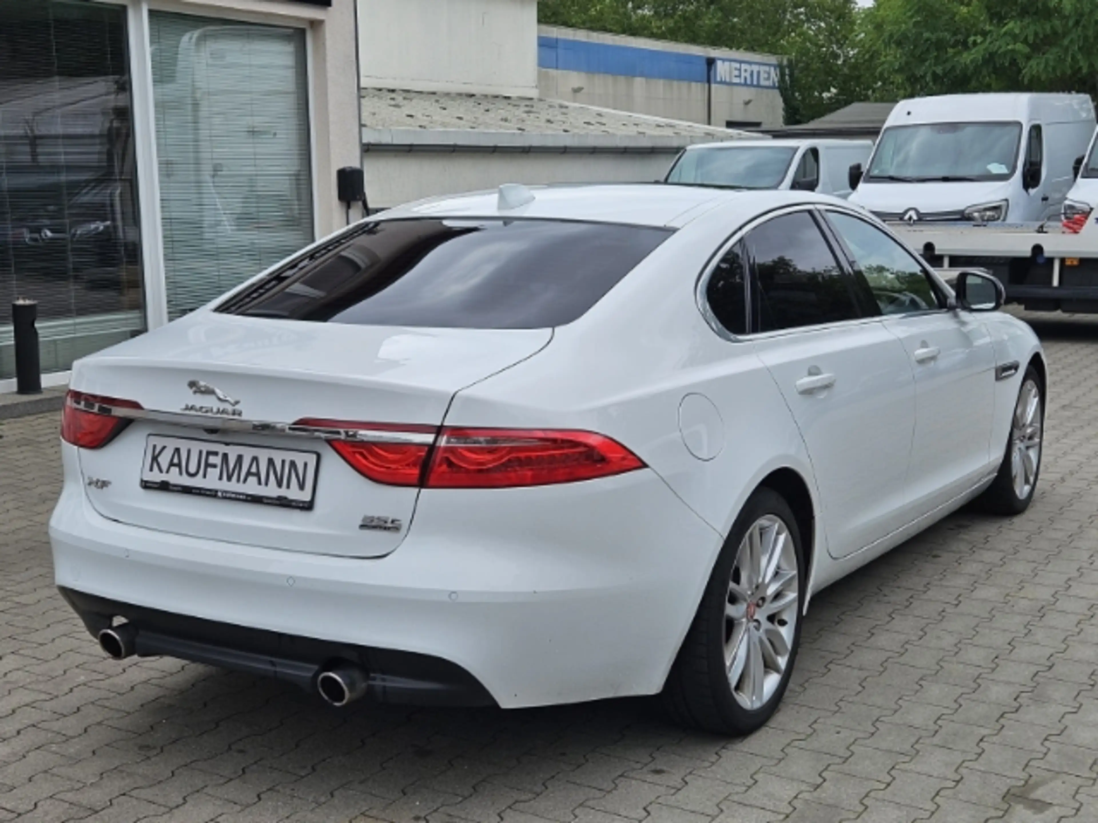 Jaguar XF AWD Automatik — photo 4