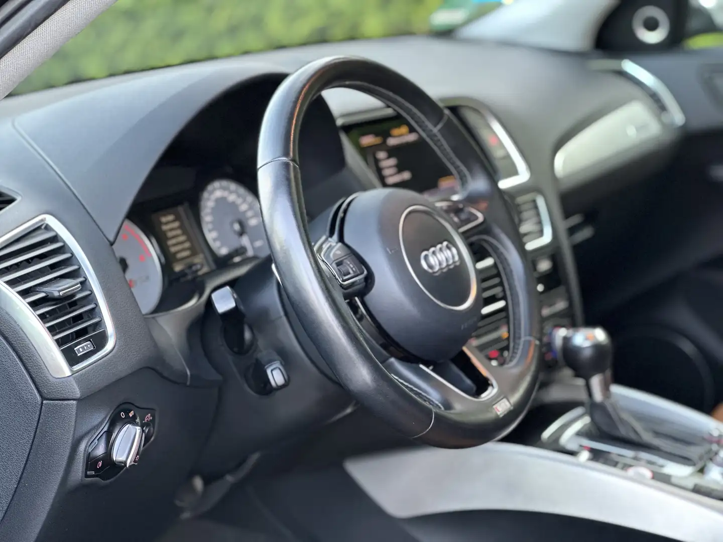 Audi SQ5 3.0 TDI Quattro Exlusive Braun - 2