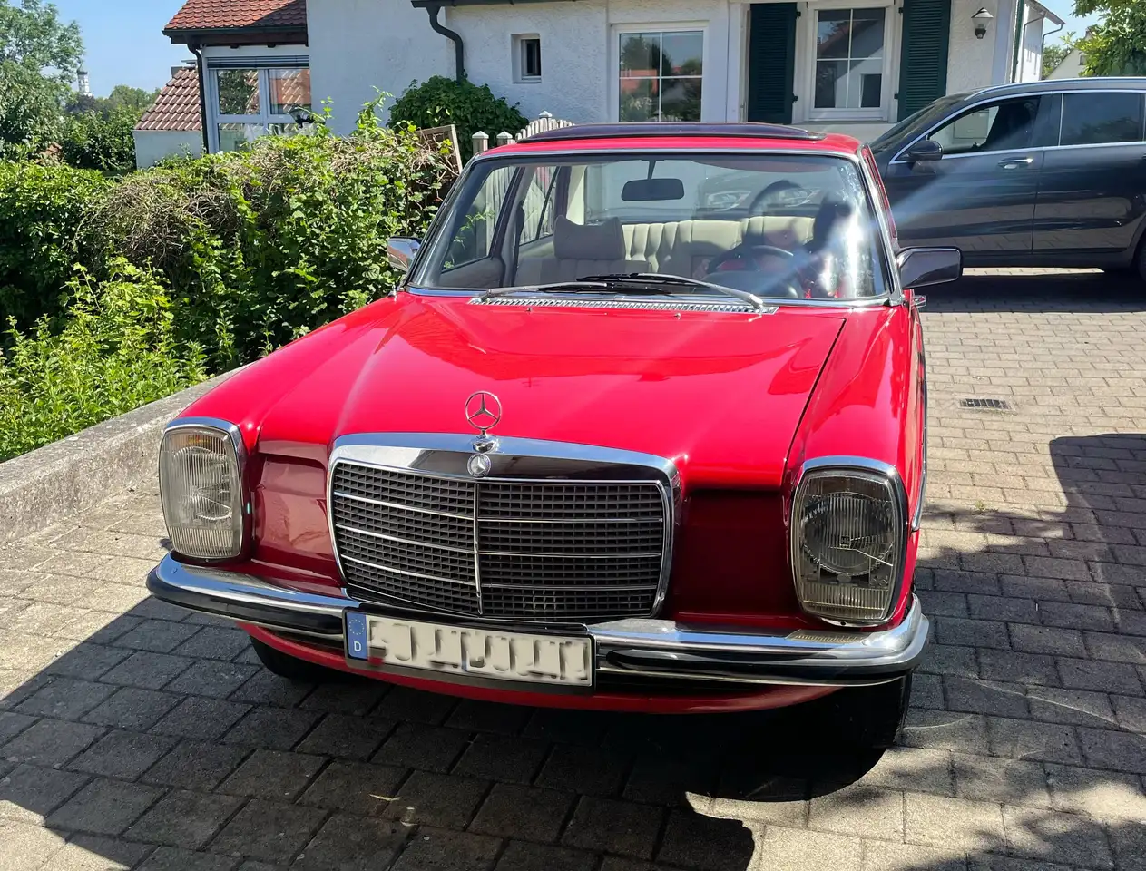 Mercedes-Benz 280 (W114) – Klassiker in Traumfarbe, foto 1