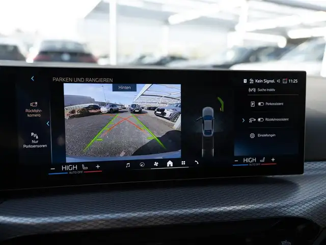 BMW 4 Series view 8