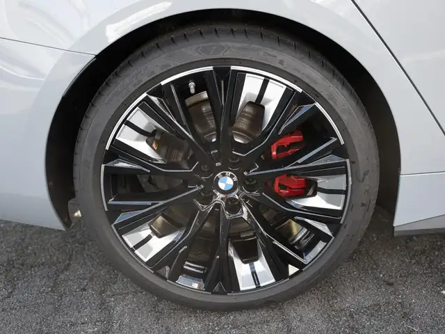 BMW 4 Series view 10