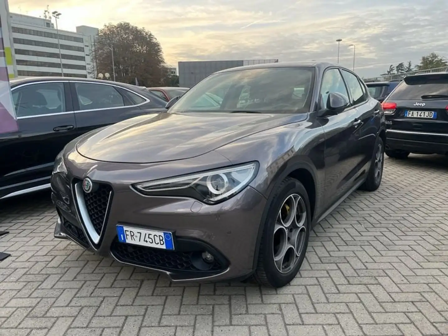 Alfa Romeo Stelvio 2.2 Turbodiesel 180 CV AT8 Executive Grigio - 1