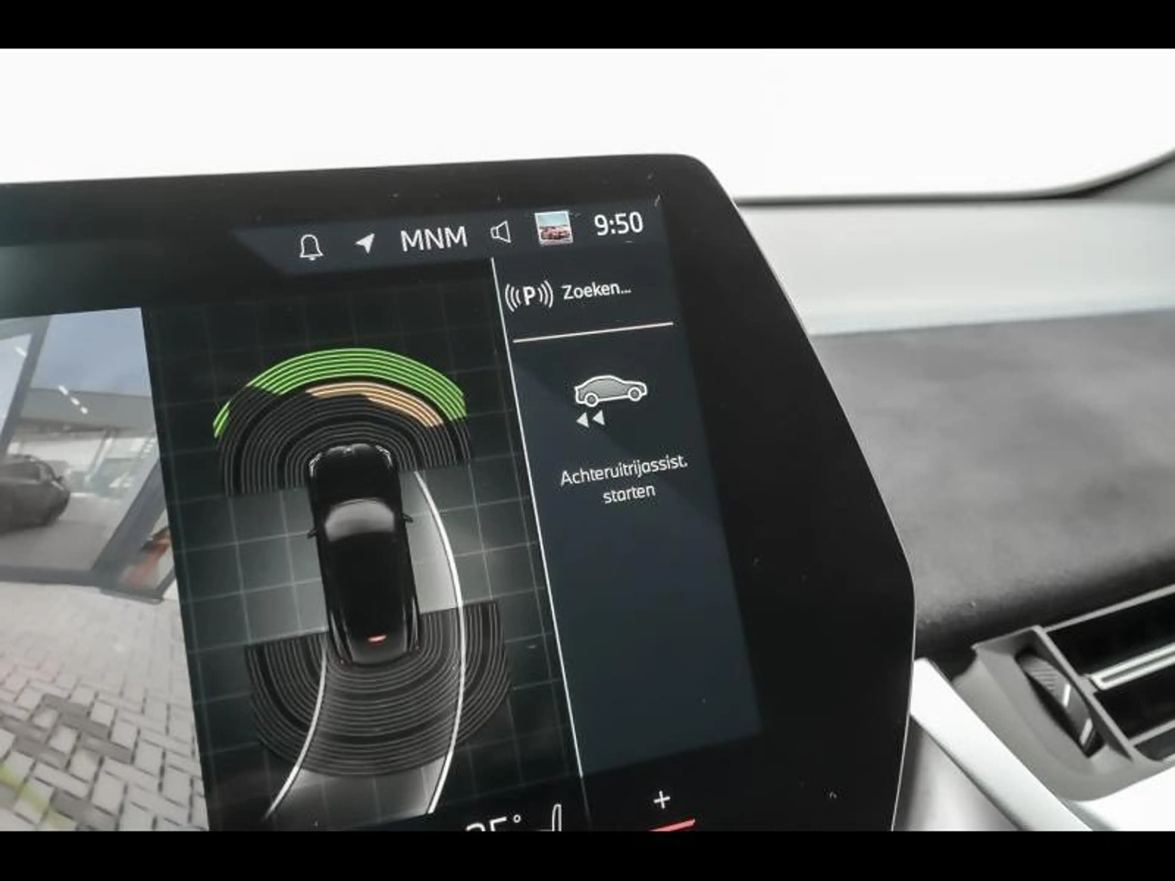 BMW iX2 eDrive30 — photo 15
