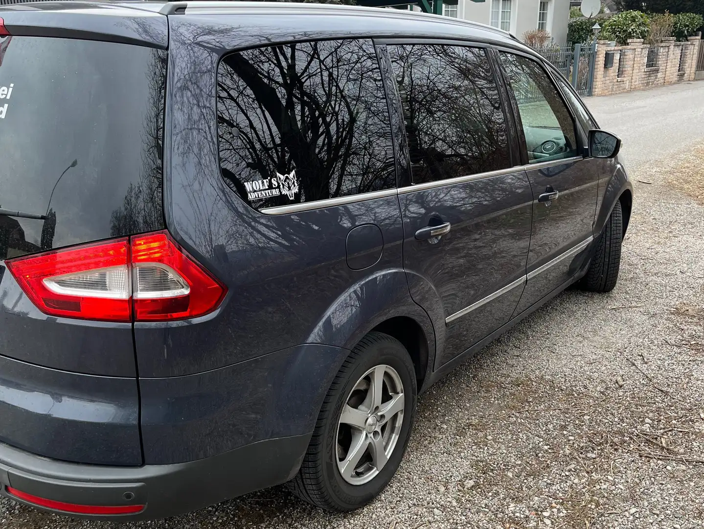 Ford Galaxy Titanium 2,0 TDCi DPF Blau - 2