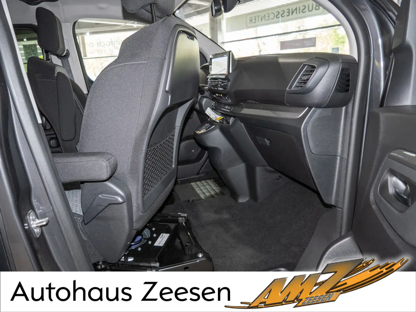 Citroen SpaceTourer M Holidays BlueHDi 180 Stop&Start EAT8 Szary - 2