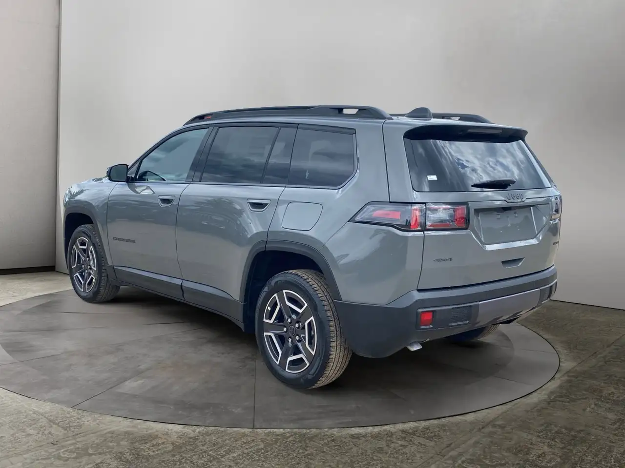 Jeep Cherokee снимка Jeep Cherokee