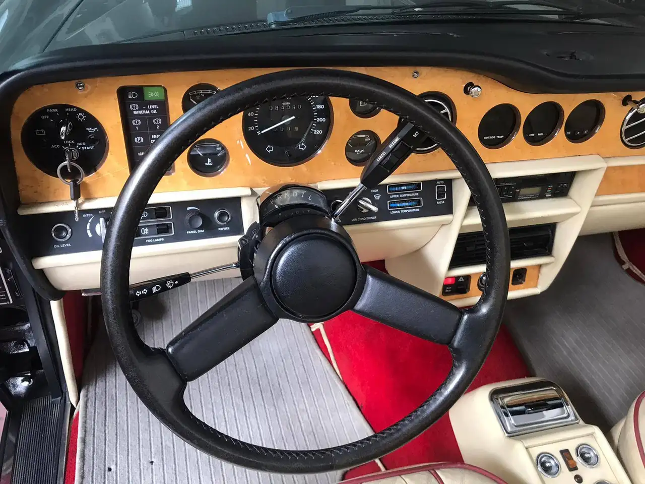 Rolls-Royce Corniche 6.8 Cabriolet, foto 4