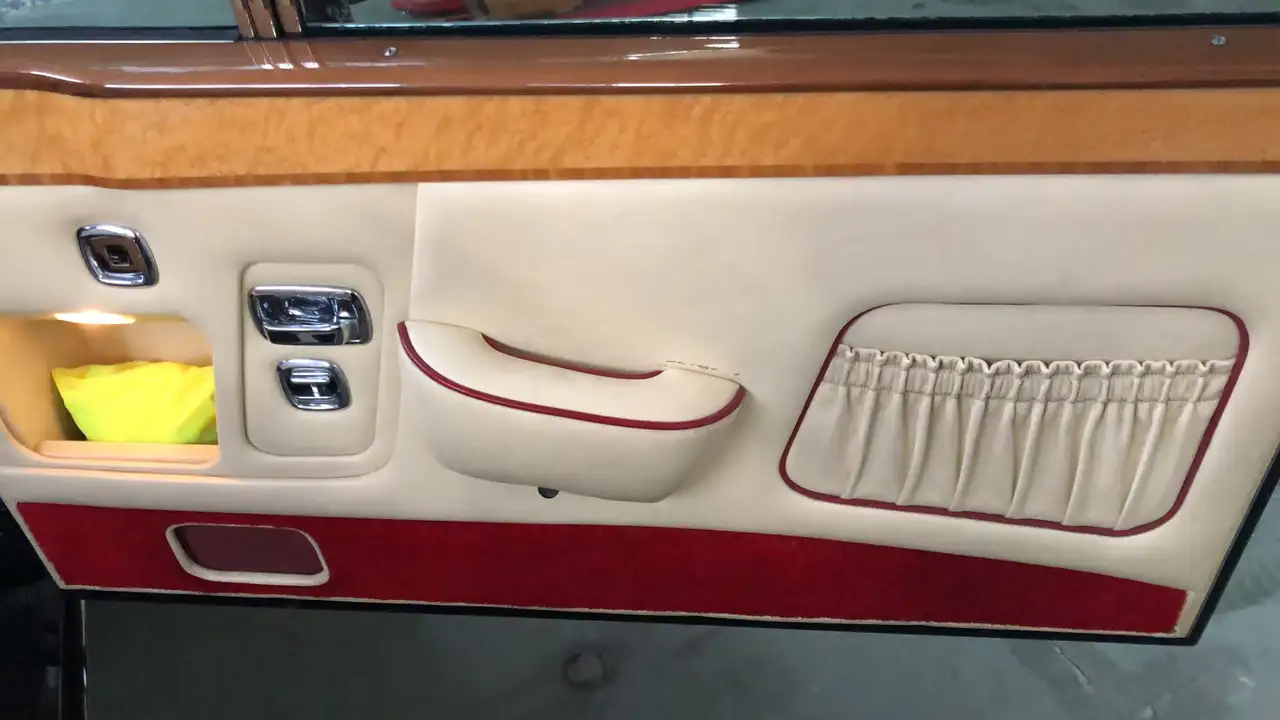 Rolls-Royce Corniche 6.8 Cabriolet, foto 9