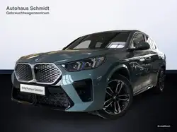 BMW iX2 xDrive30 M Sportpaket Head-Up HK HiFi DAB - fotografija vozila