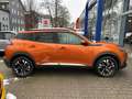 Peugeot 2008 e- Allure 136 ALLURE RÜCKFAHRKAM KLIMAAUTOM Orange - thumbnail 2