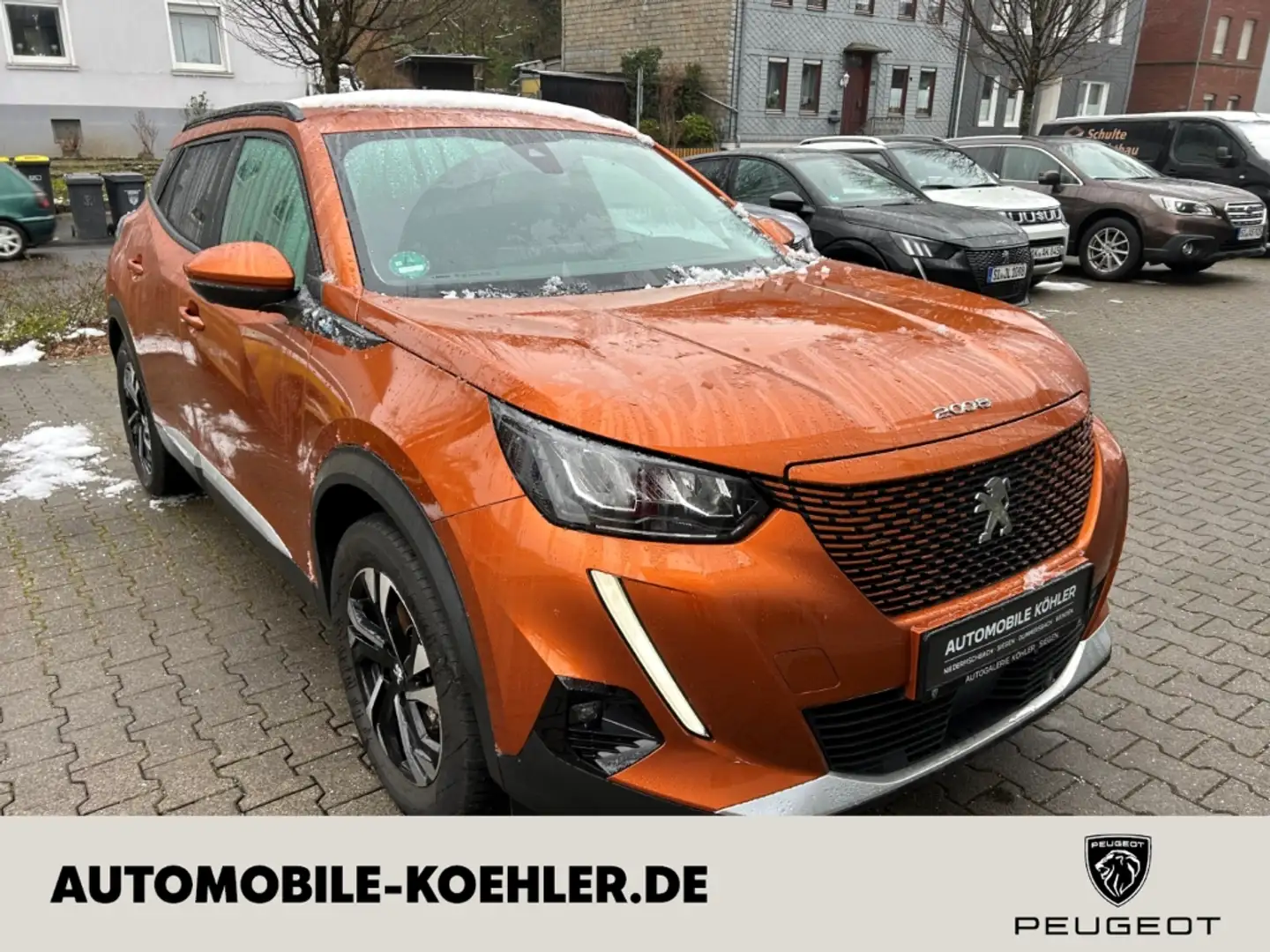 Peugeot 2008 e- Allure 136 ALLURE RÜCKFAHRKAM KLIMAAUTOM Orange - 1