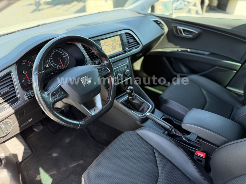 SEAT Leon FR KLIMA NAVI PDC LED SPORT — photo 11