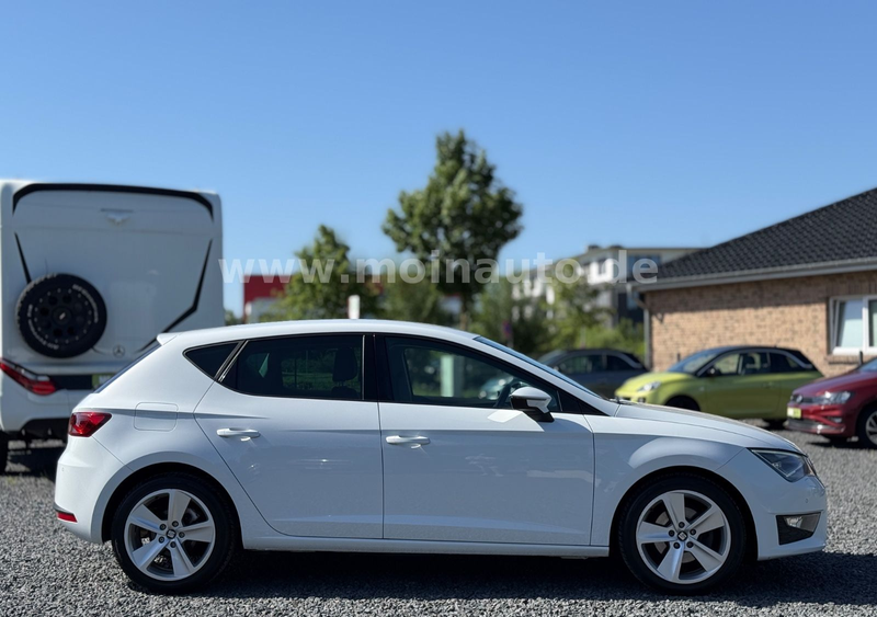 SEAT Leon FR KLIMA NAVI PDC LED SPORT — photo 9