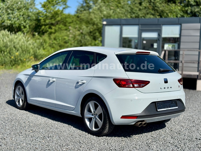 SEAT Leon FR KLIMA NAVI PDC LED SPORT — photo 6