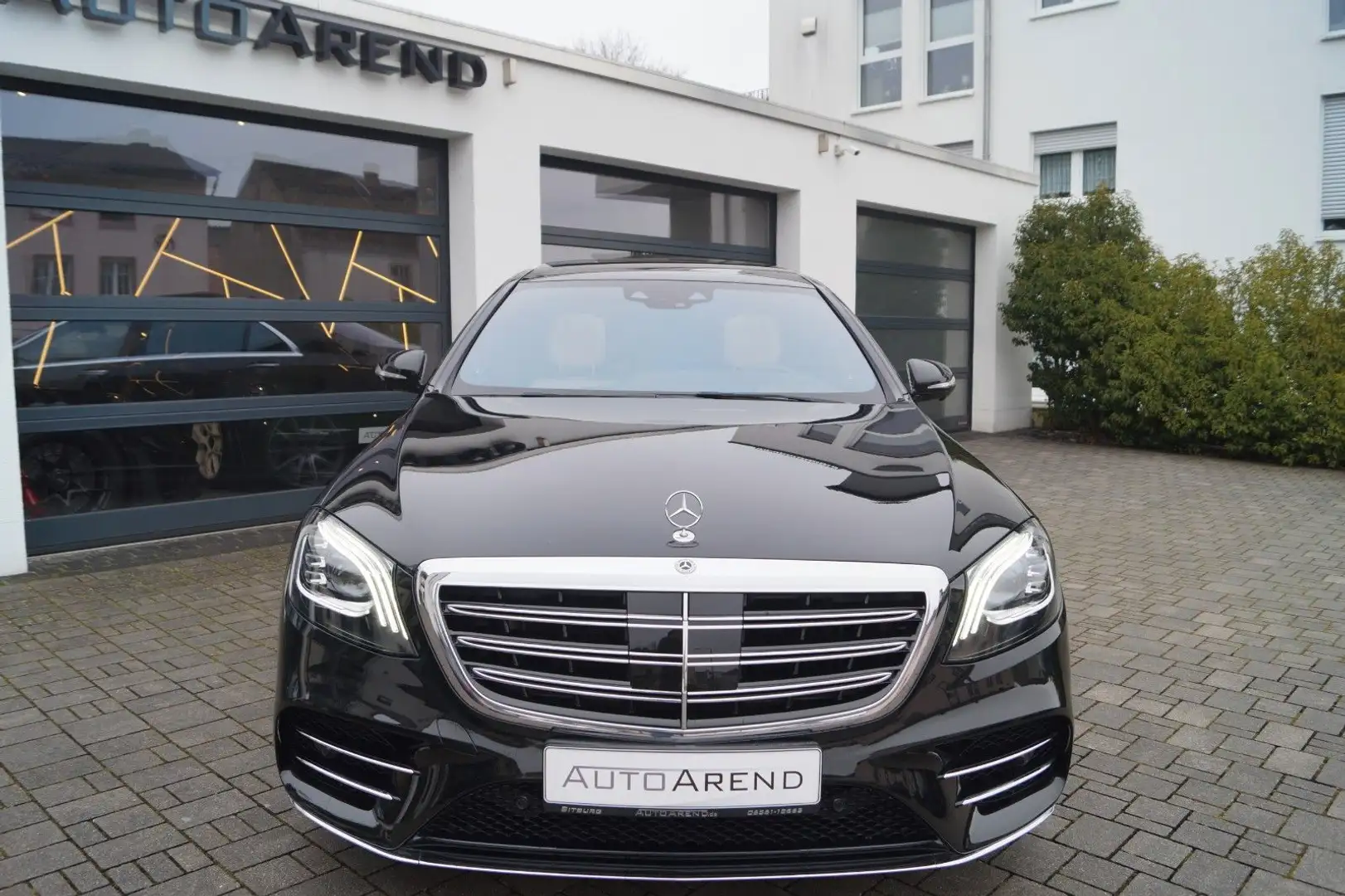 Mercedes-Benz S 560 e Long *AMG Line, Pano, HUD, 360°, voll* Schwarz - 2