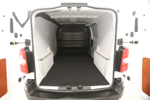 Citroen Jumpy view 3
