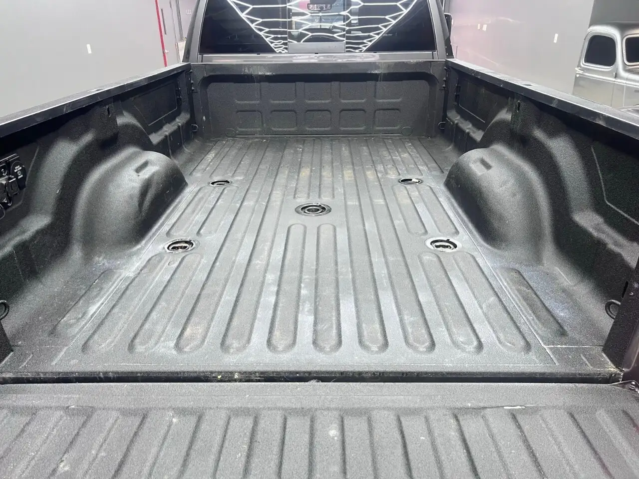 RAM 3500 снимка RAM 3500