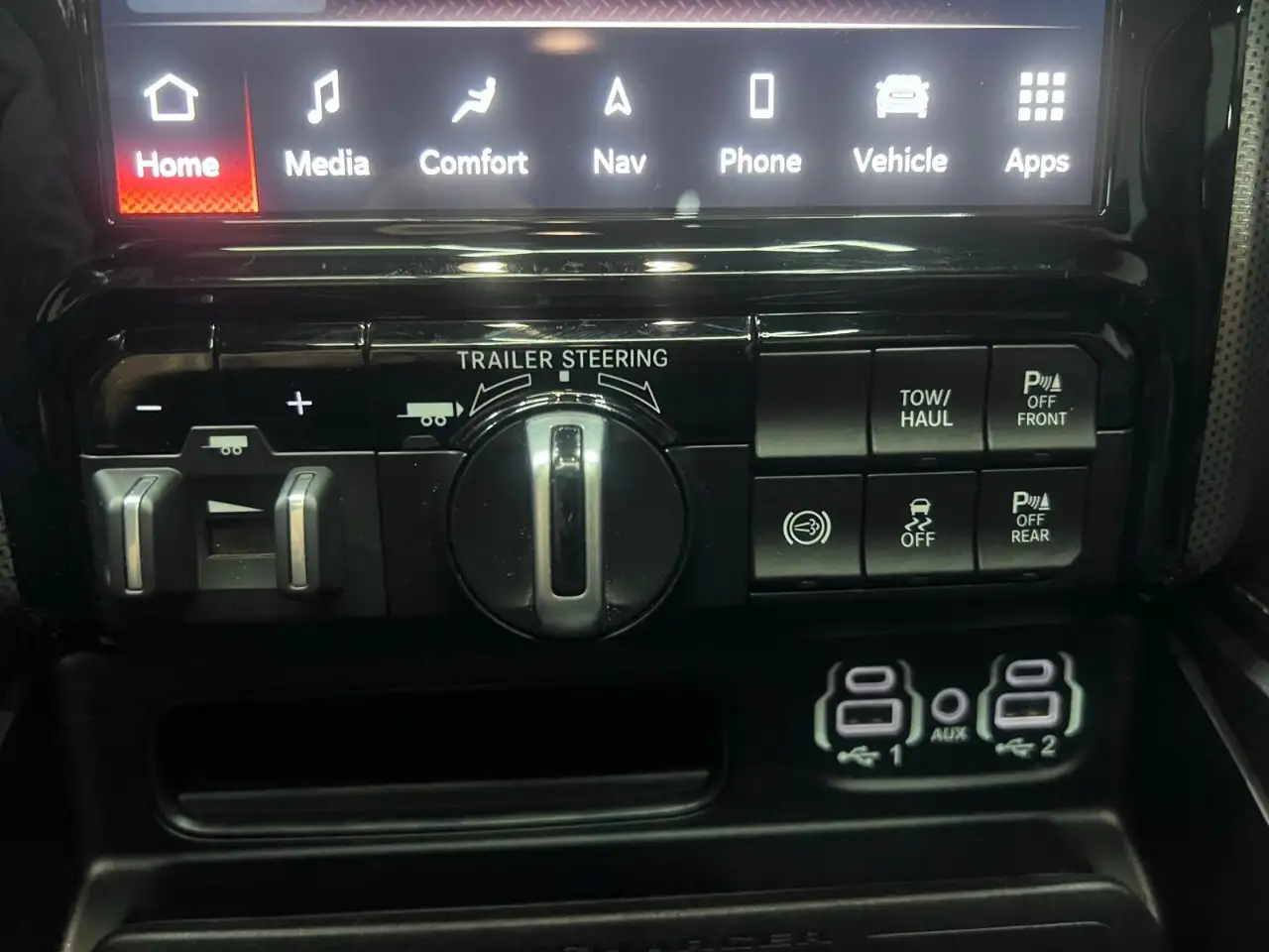 RAM 3500 снимка RAM 3500