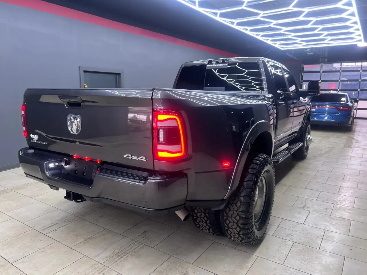 RAM 3500 снимка RAM 3500