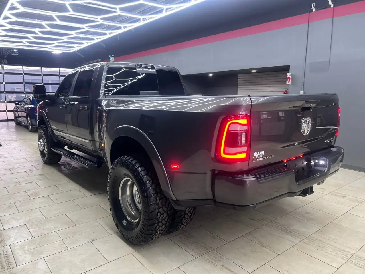 RAM 3500 снимка RAM 3500