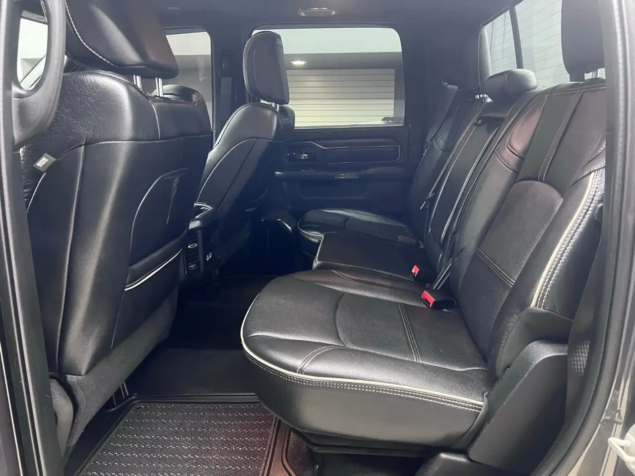 RAM 3500 снимка RAM 3500