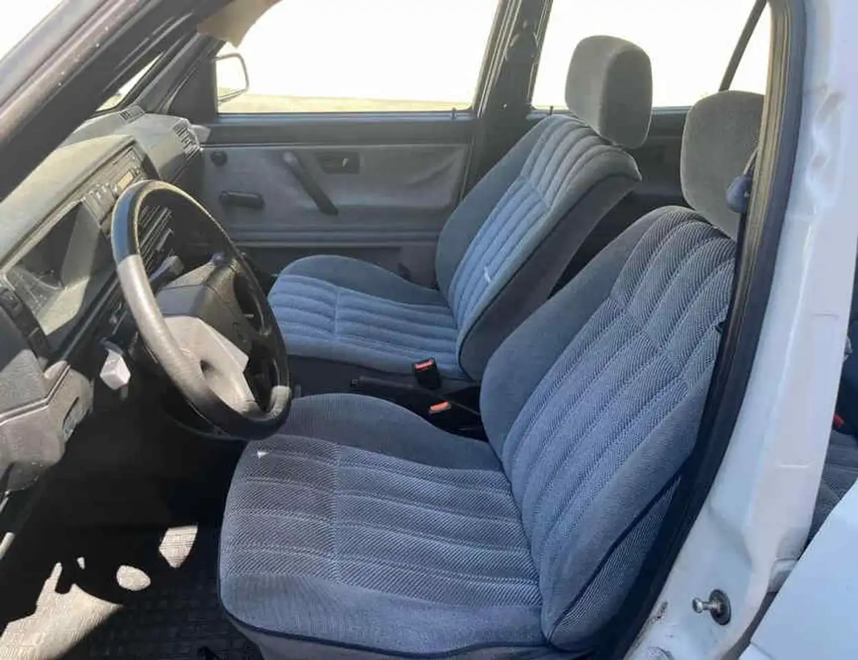 Volkswagen Golf 2 1.6 Function, foto 1