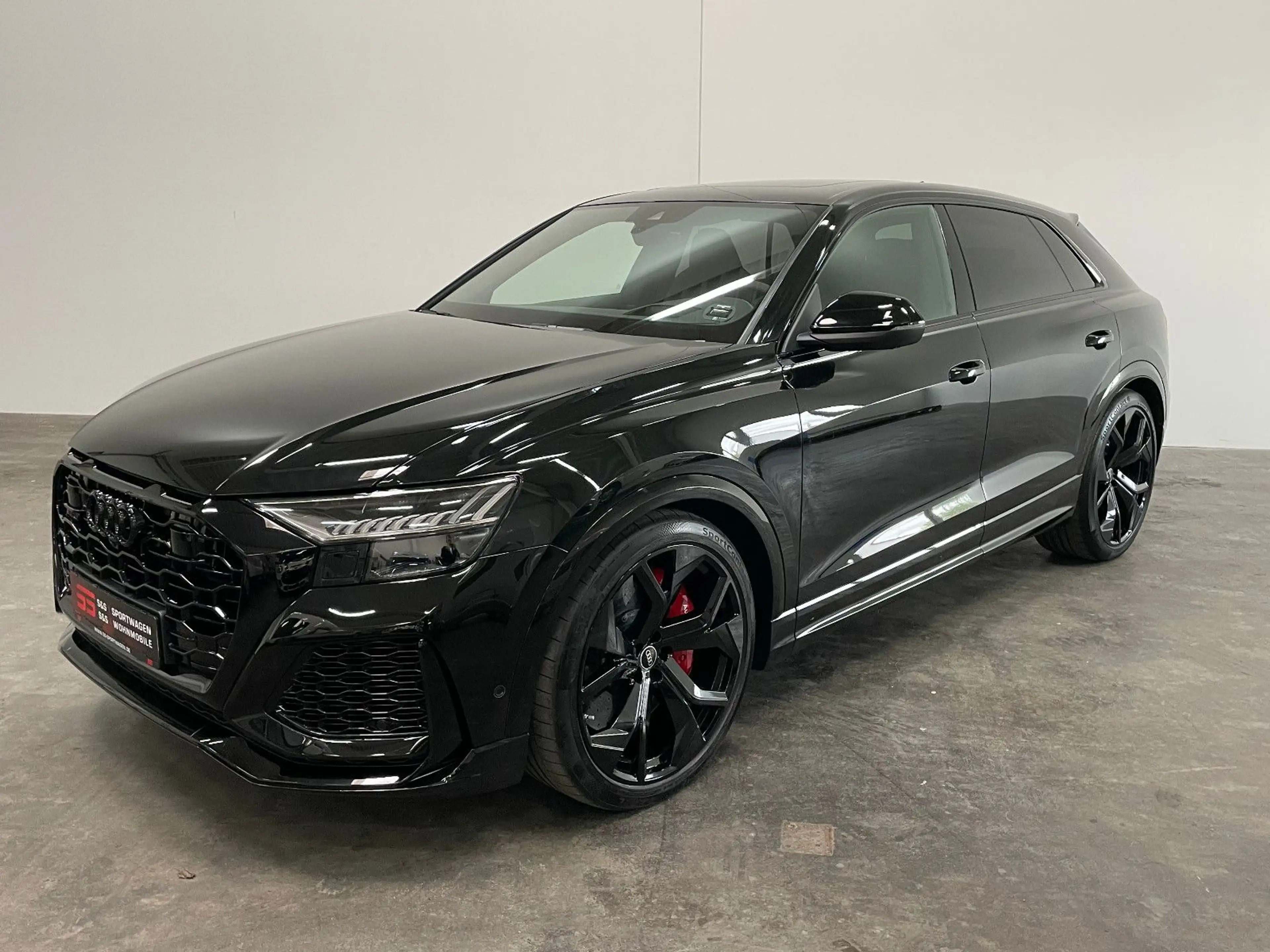 Audi RS Q8 *Keramik/V-MAX 305/Garantie/AHK/Standhzg* — photo 2