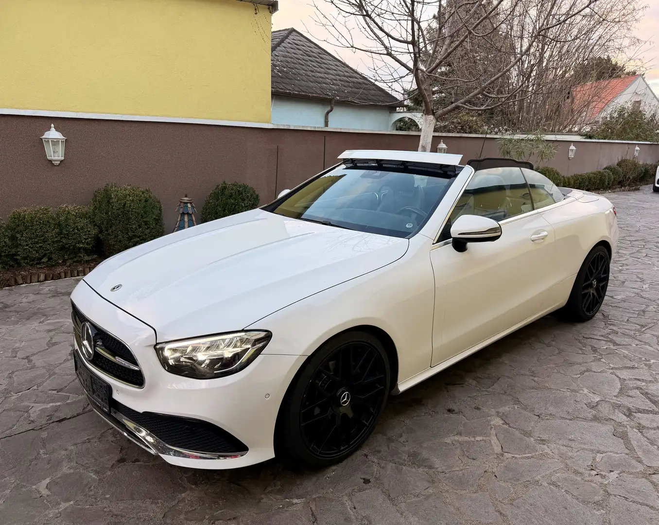 Mercedes-Benz E 220 d Cabrio 9G-TRONIC Avantgarde Facelift - 2