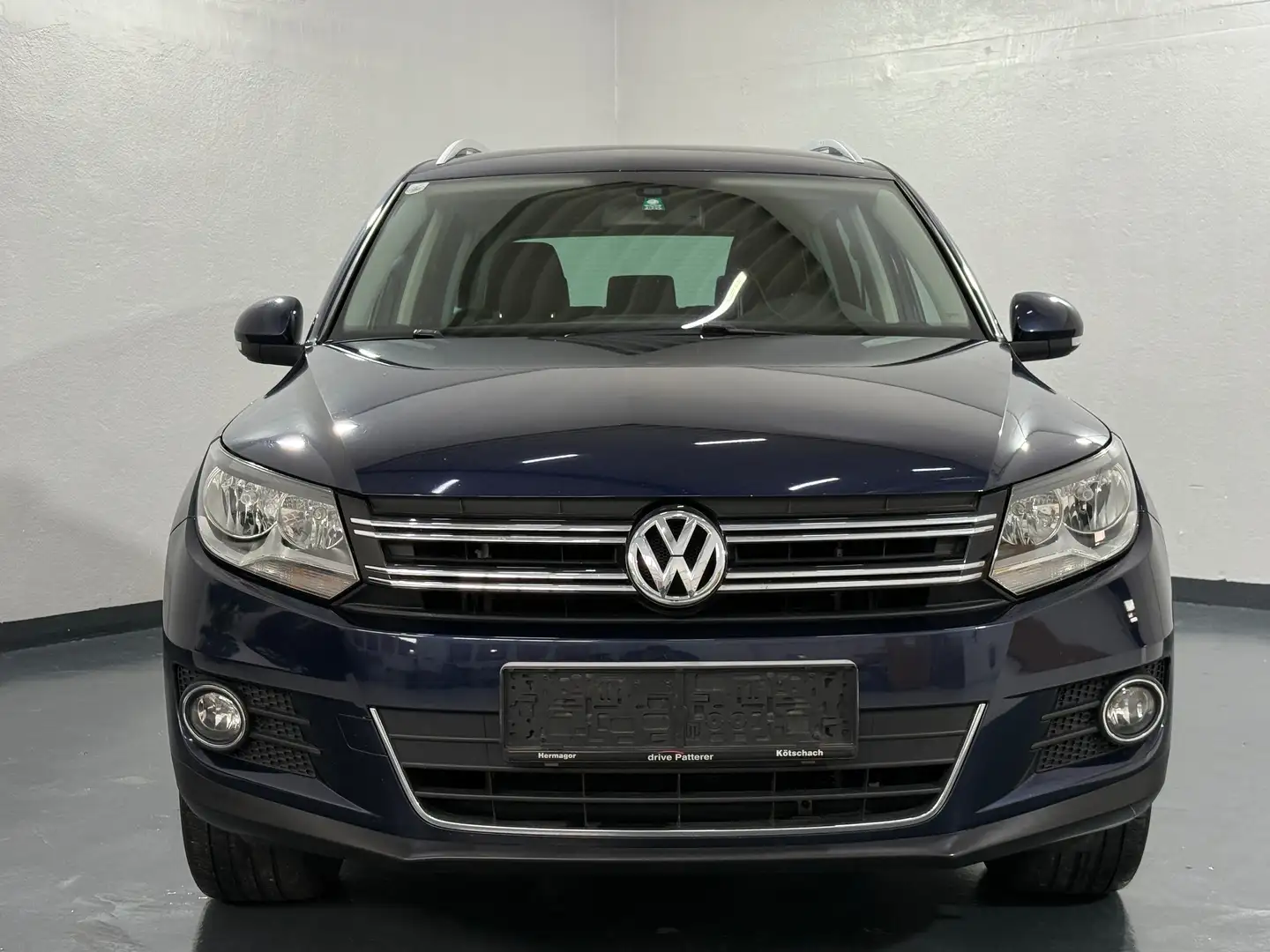 Volkswagen Tiguan Tiguan 1,4 TSI Sport&Style BMT Blau - 2