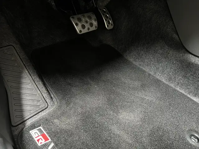 Toyota Yaris GR High Performance + Technik Paket Ansicht 25