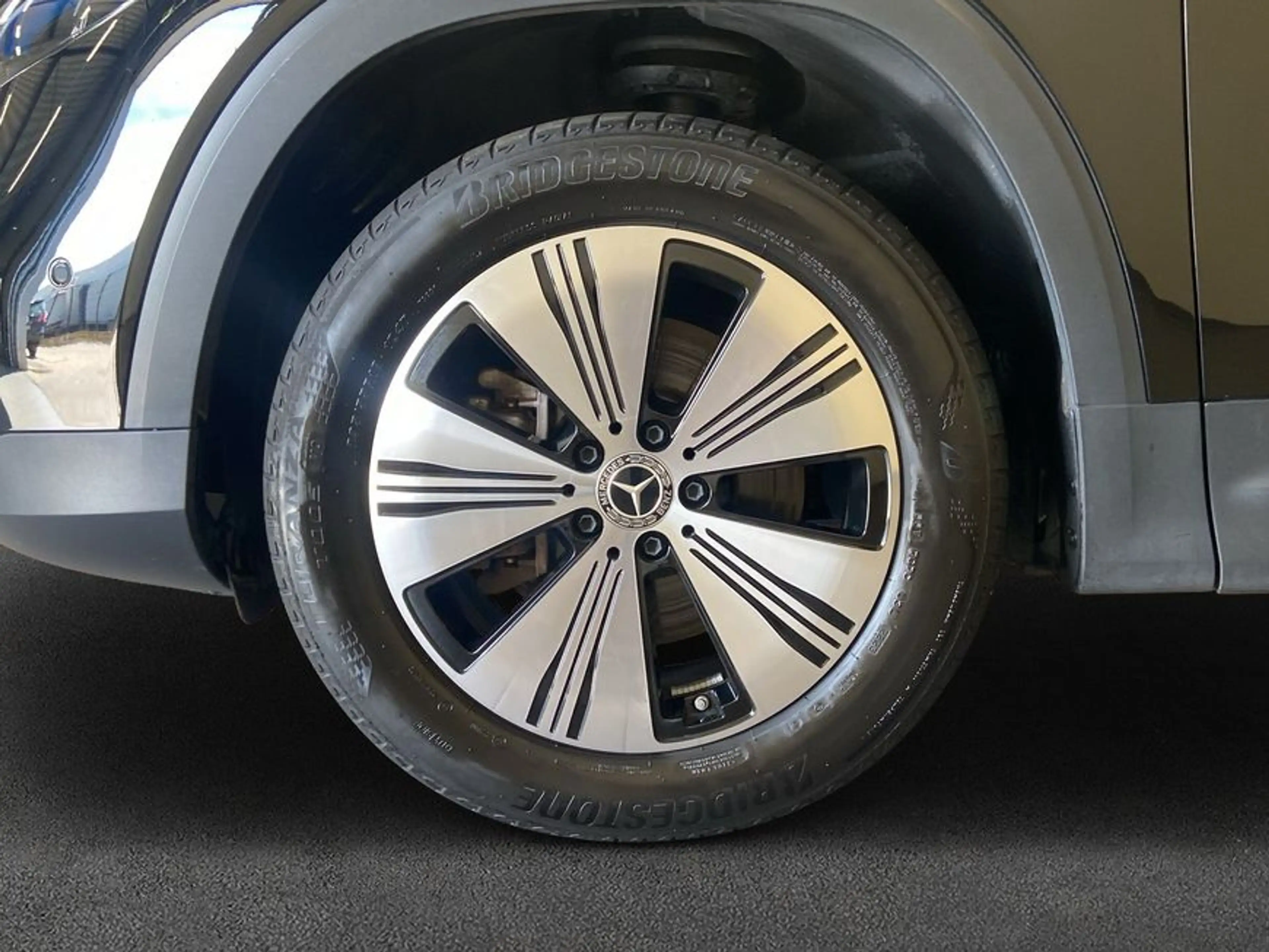 Mercedes-Benz EQB 300 EQB — photo 7