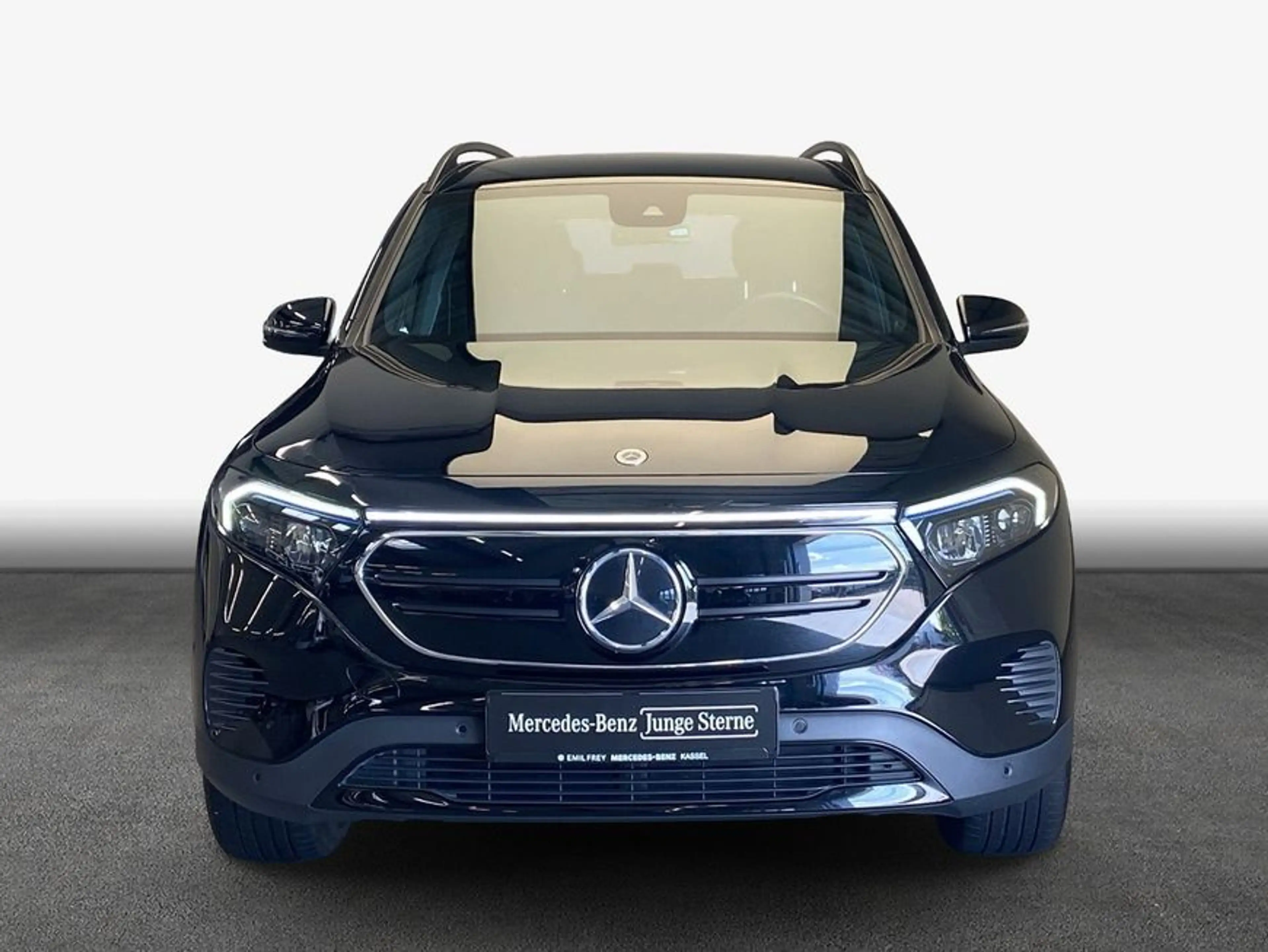 Mercedes-Benz EQB 300 EQB — photo 3
