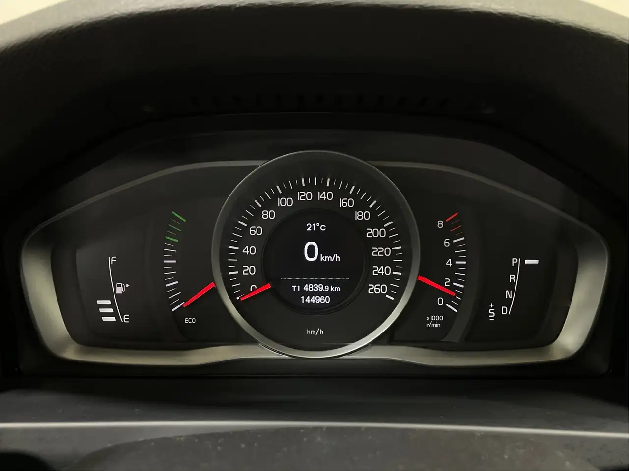 Volvo V60 снимка Volvo V60
