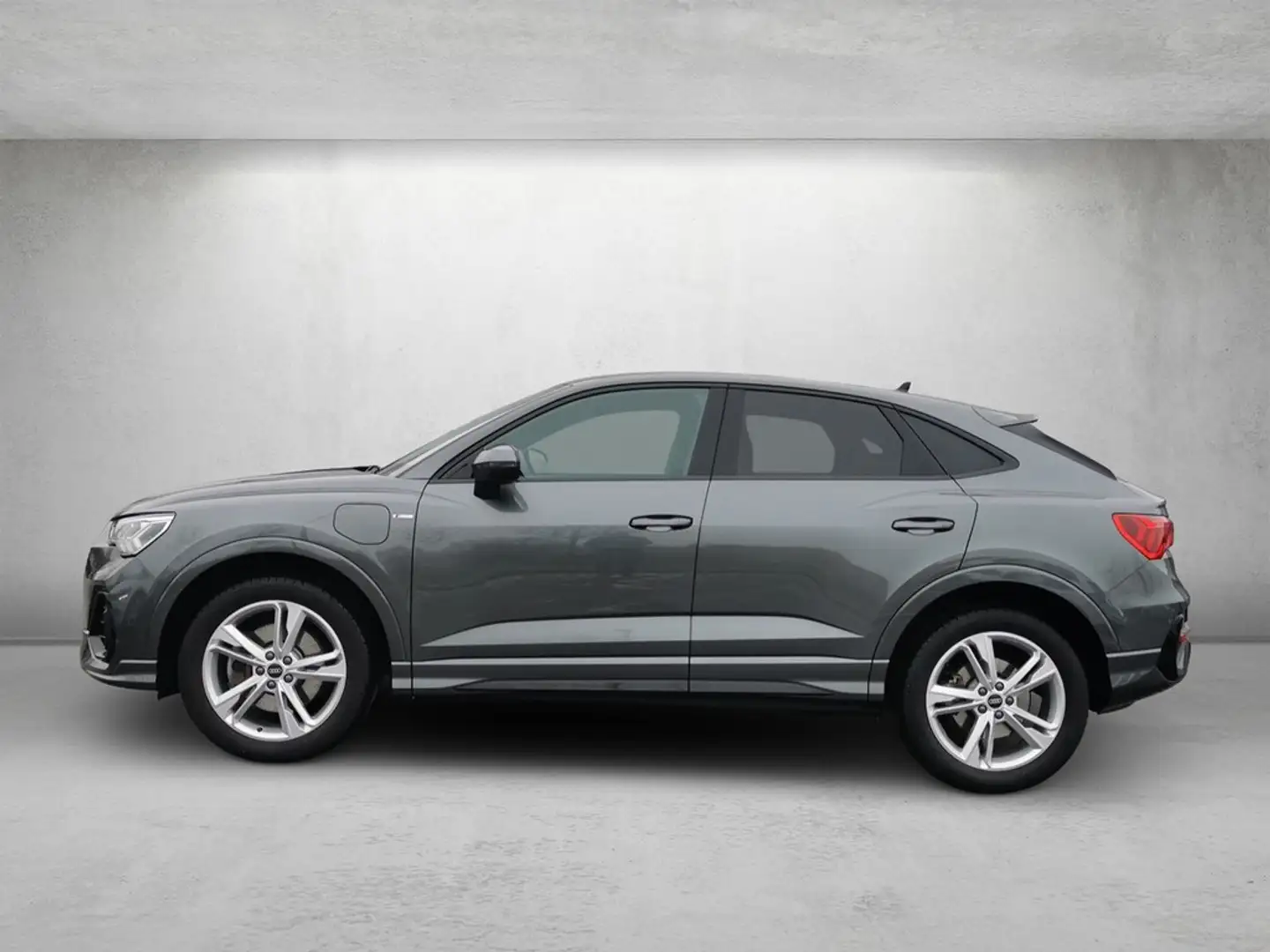 Audi Q3 Sportback S line 45 TFSI e S tronic *Kamera* Grau - 2