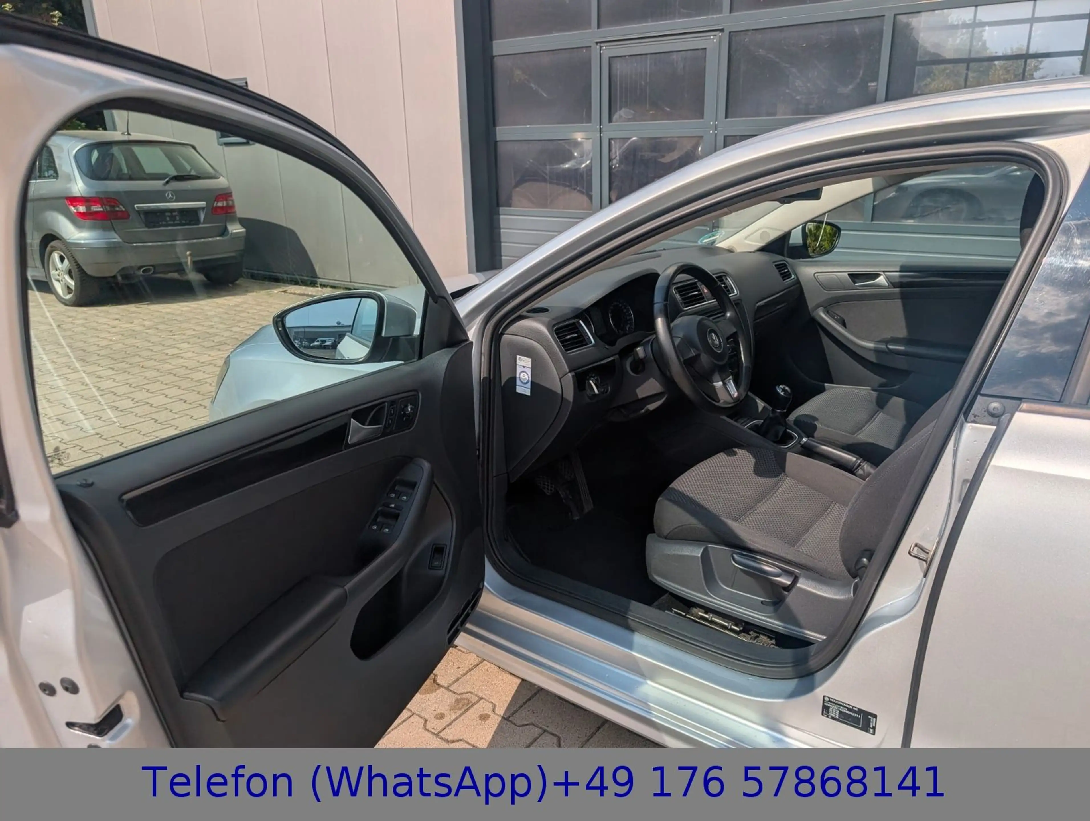 Volkswagen Jetta VI Comfortline Navi — photo 9