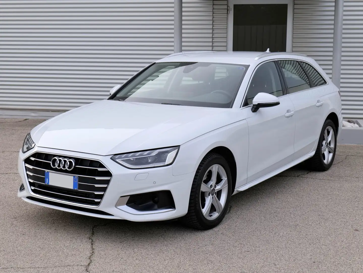 Audi A4 Avant 2.0 170cv g-tron S-tronic Business Advanced Blanc - 1
