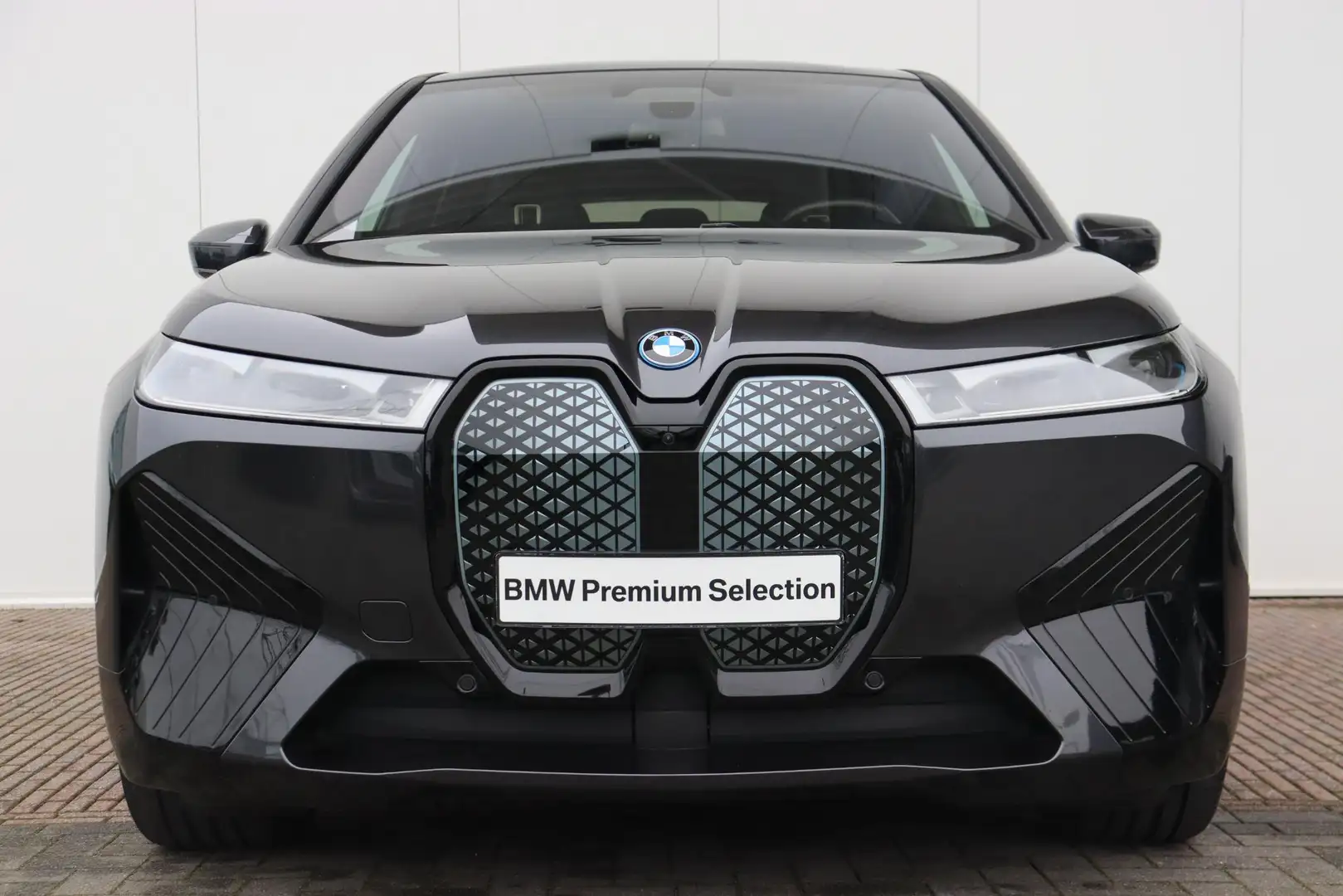 BMW iX xDrive40 Business Edition Plus 77 kWh Sport-Pakket Grijs - 2