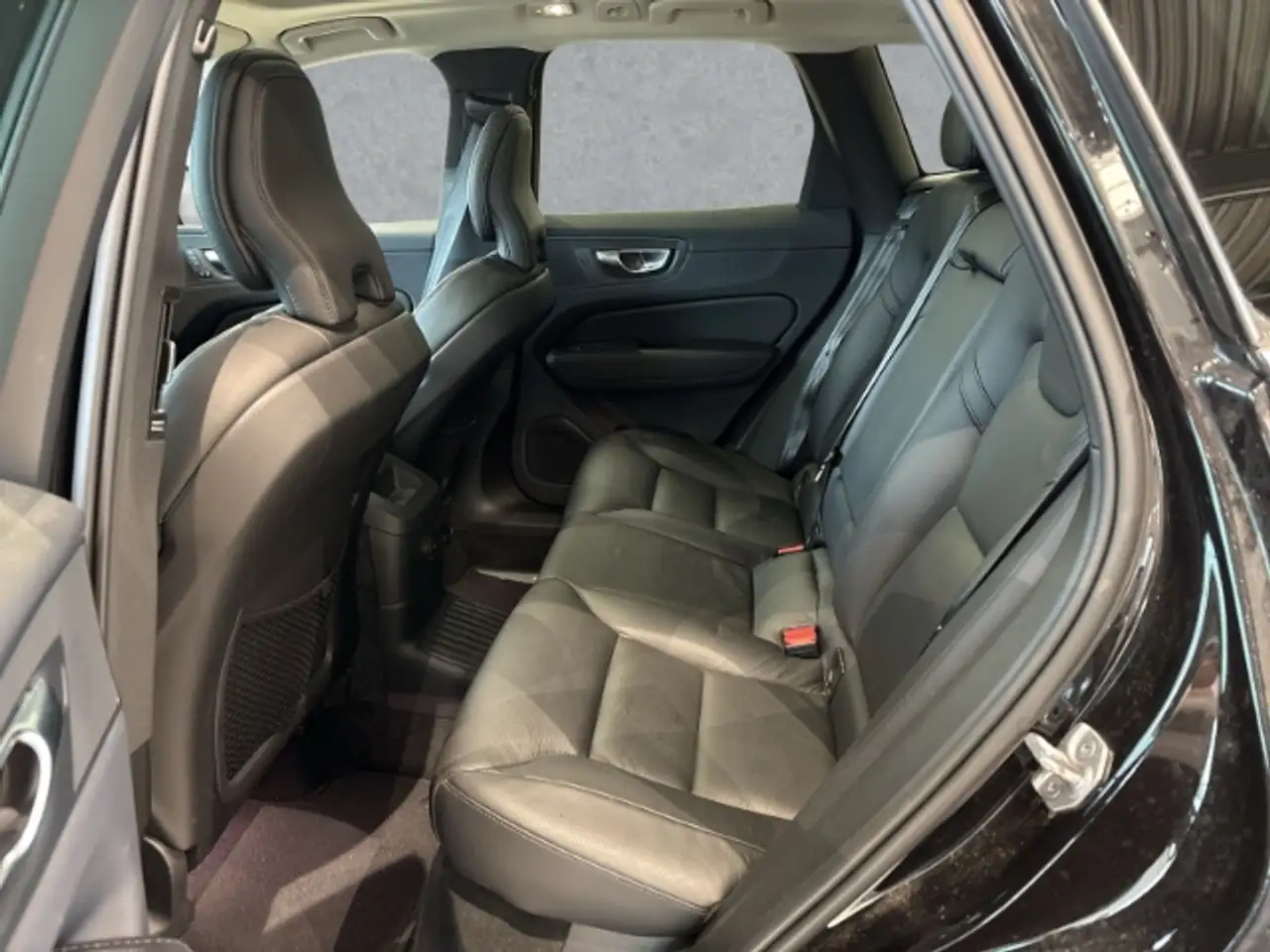 Volvo XC60 Inscription T6 Expression 19''LM AHK Leder Four-C, миниатюра 5