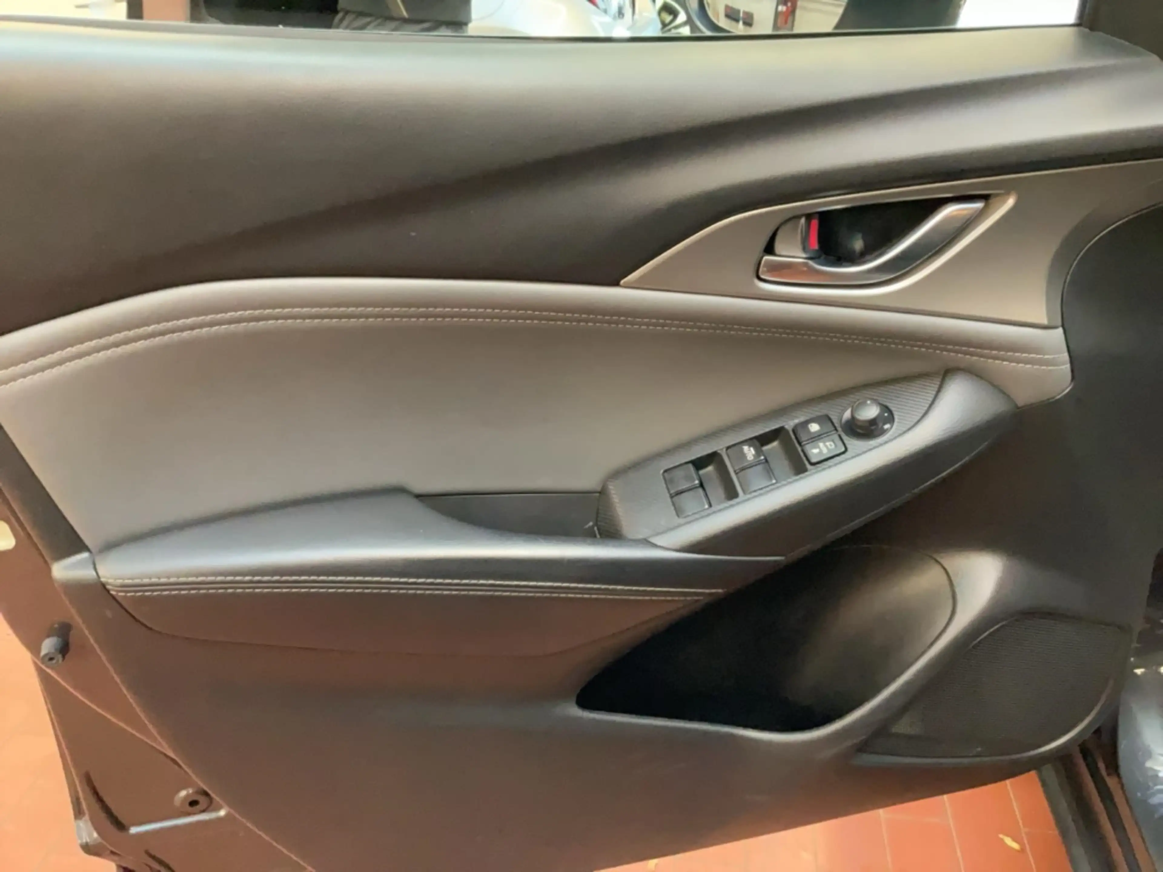 Mazda CX-3 1.8 Sports-Line Alu LED PDC App-Connect Temp. Sitz — photo 12