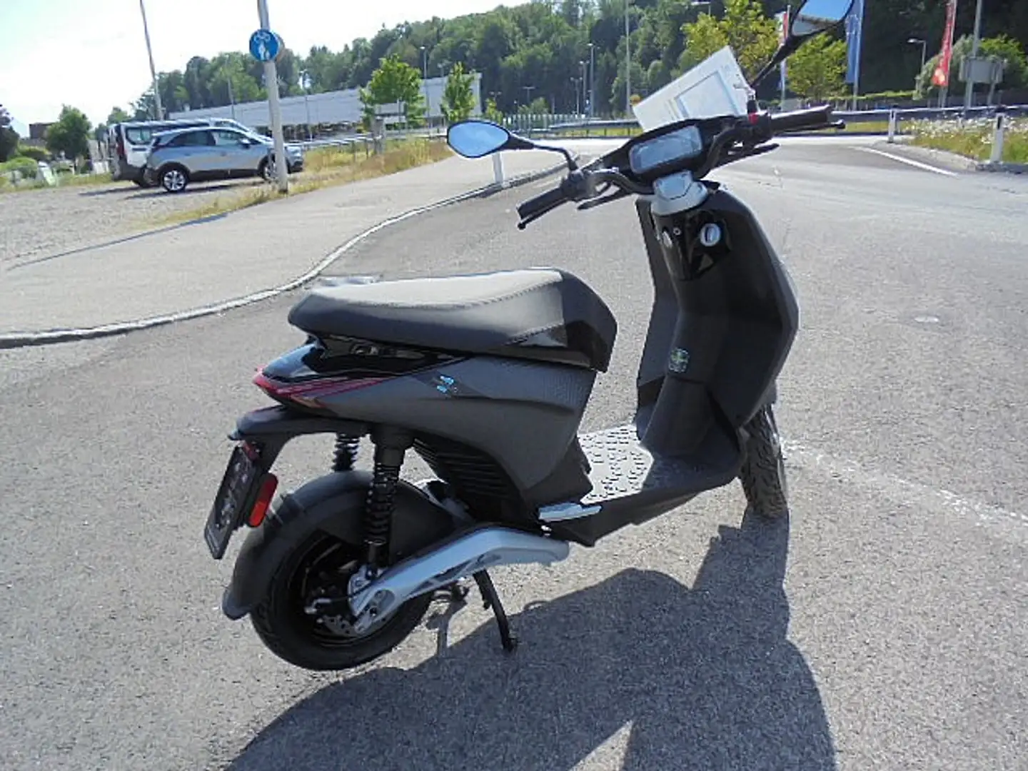 Piaggio ONE Active L3 60km/h ELEKTRO MIT NEUER FÖRDERUNG! Gris - 2