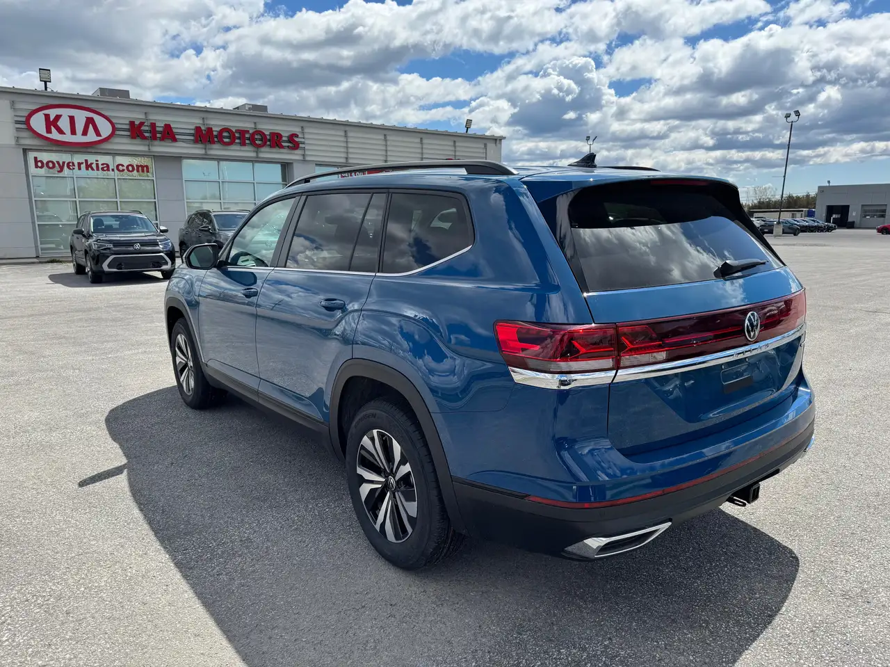 Volkswagen Atlas снимка Volkswagen Atlas
