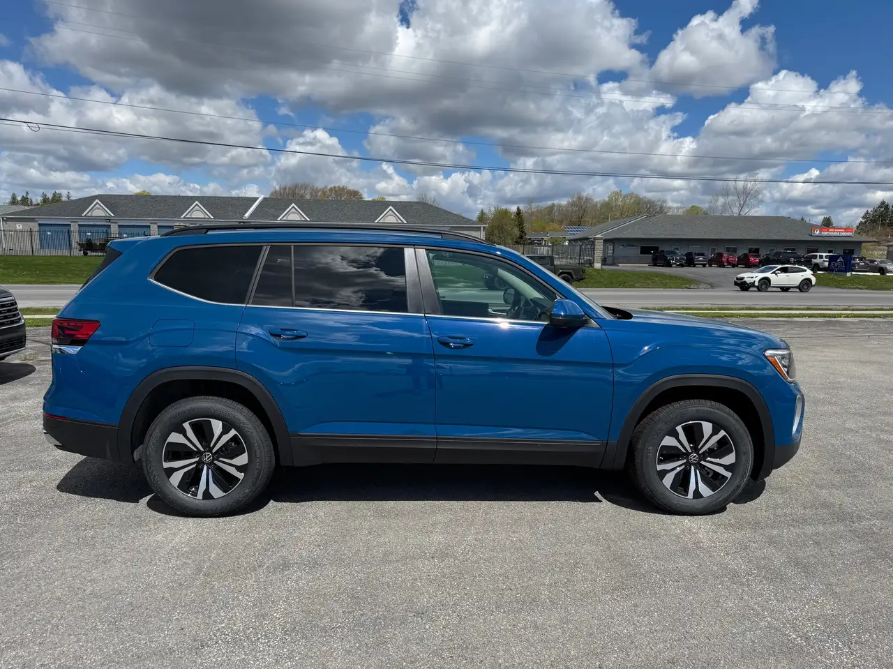 Volkswagen Atlas снимка Volkswagen Atlas