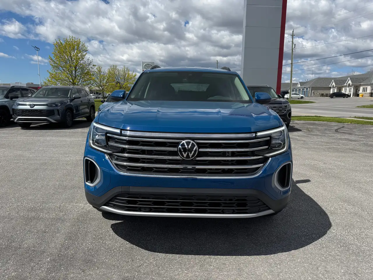 Volkswagen Atlas снимка Volkswagen Atlas
