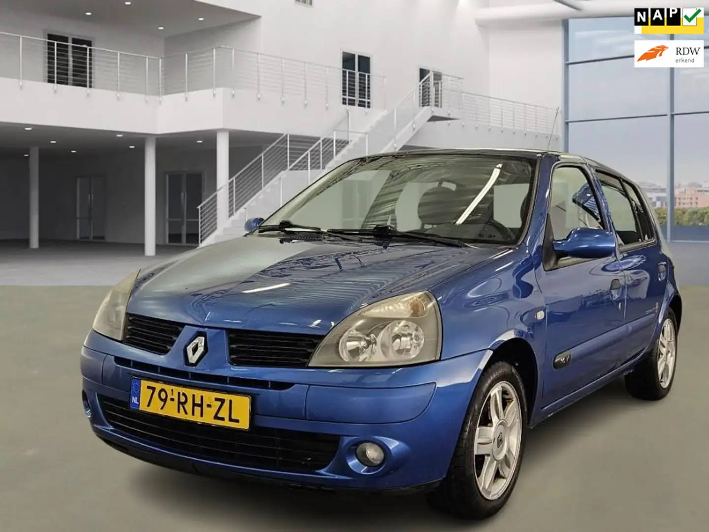 Renault Clio 1.2-16V Drive Blauw - 1