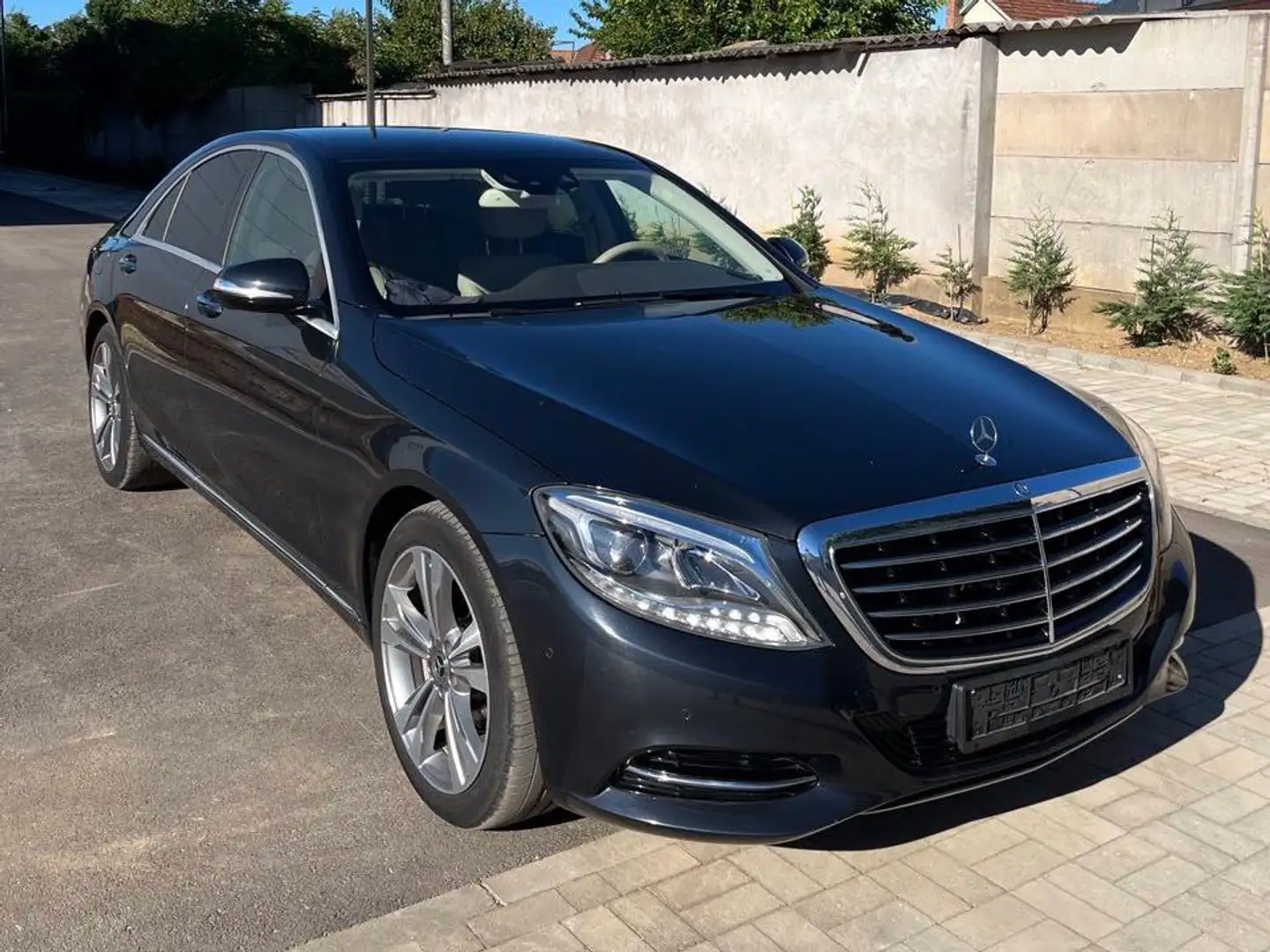 Mercedes-Benz S 300 S 300 BlueTec Hybrid / h (222.004) Серый - 1