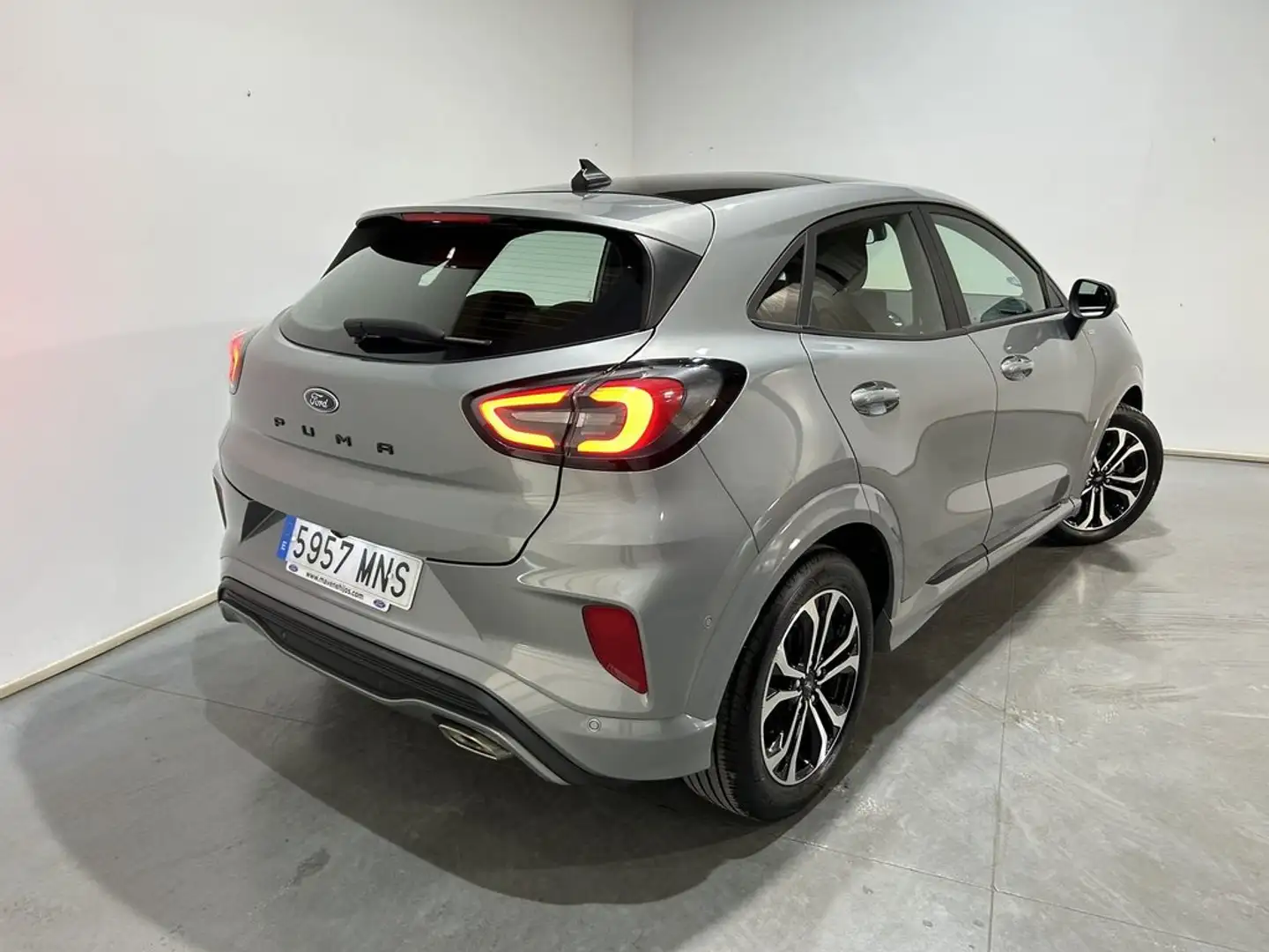Ford Puma 1.0 EcoBoost MHEV ST-Line Aut. 125 Burdeos - 2